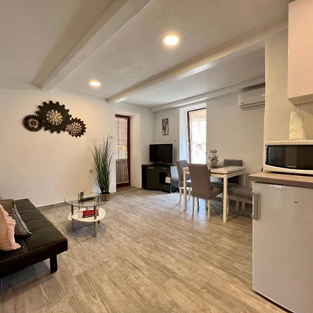 Apartment Orkić Rovinj Exterior foto