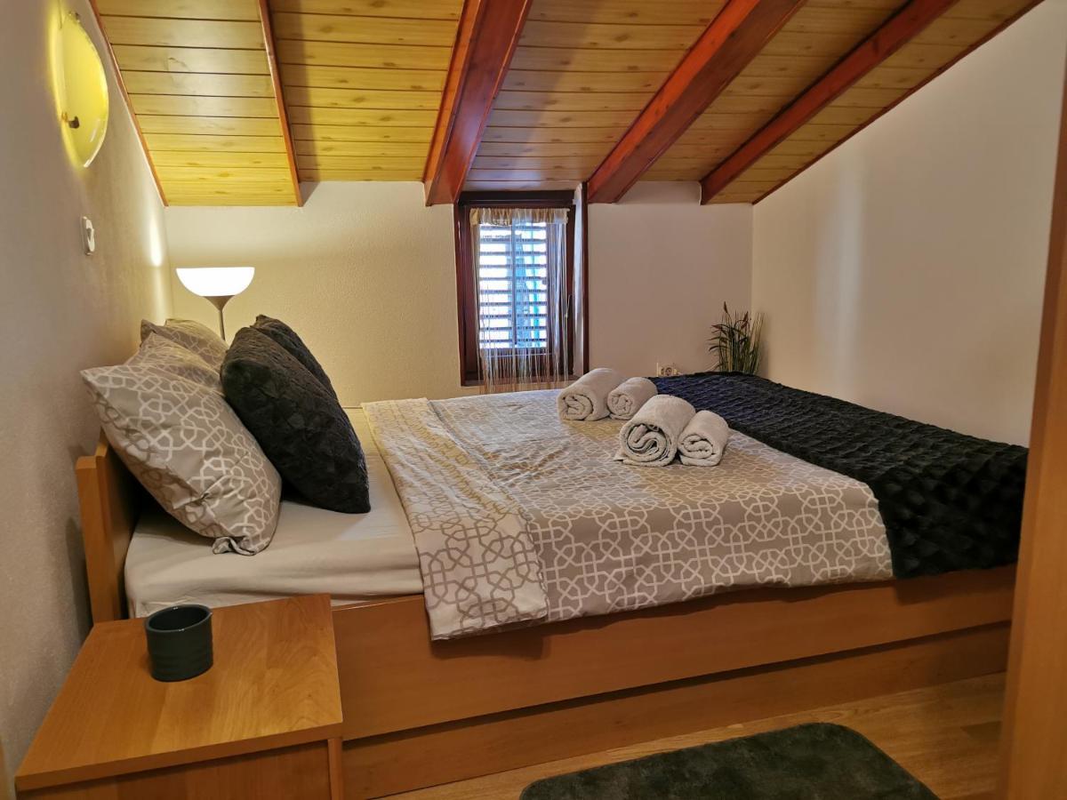 Apartment Orkić Rovinj Exterior foto
