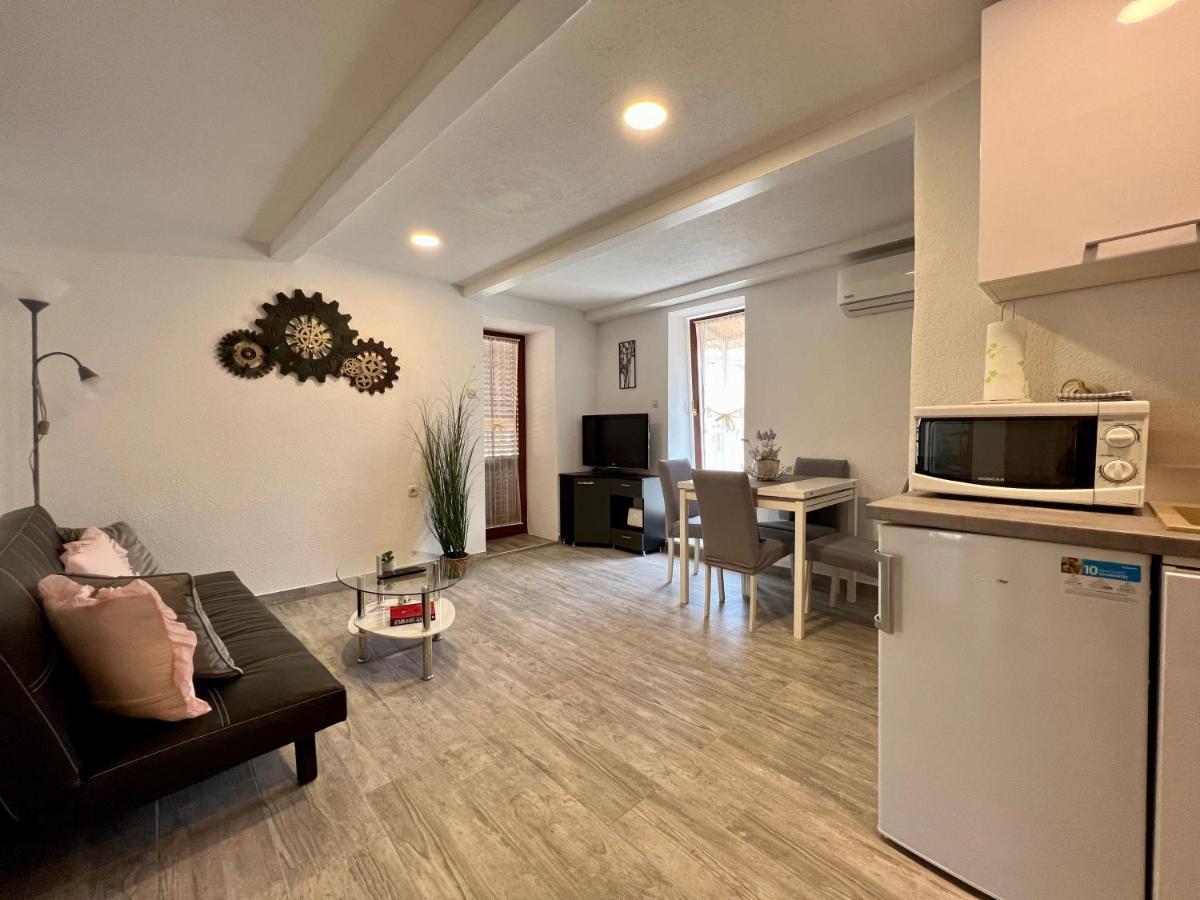 Apartment Orkić Rovinj Exterior foto