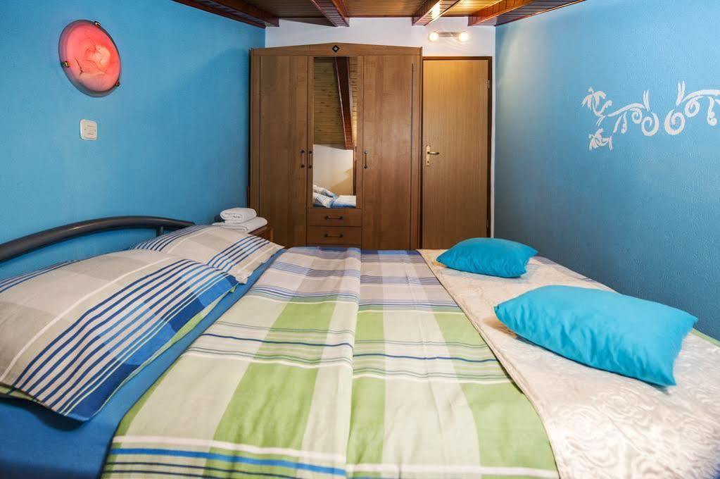 Apartment Orkić Rovinj Exterior foto